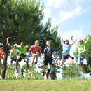 Fotografia de nens i nenes en activitats de lleure a l'estiu a Fundesplai.