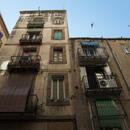 Imatge dos blocs d'habitatges antics a Barcelona