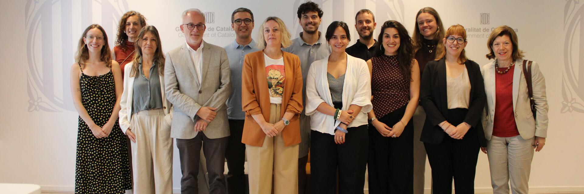 Imatge de l'equip tècnic i Junta Directiva de la Taula, integrants de FEDAIA i Fundació Pere Tarrés amb la Delegació del Govern de la Generalitat a Brussel·les