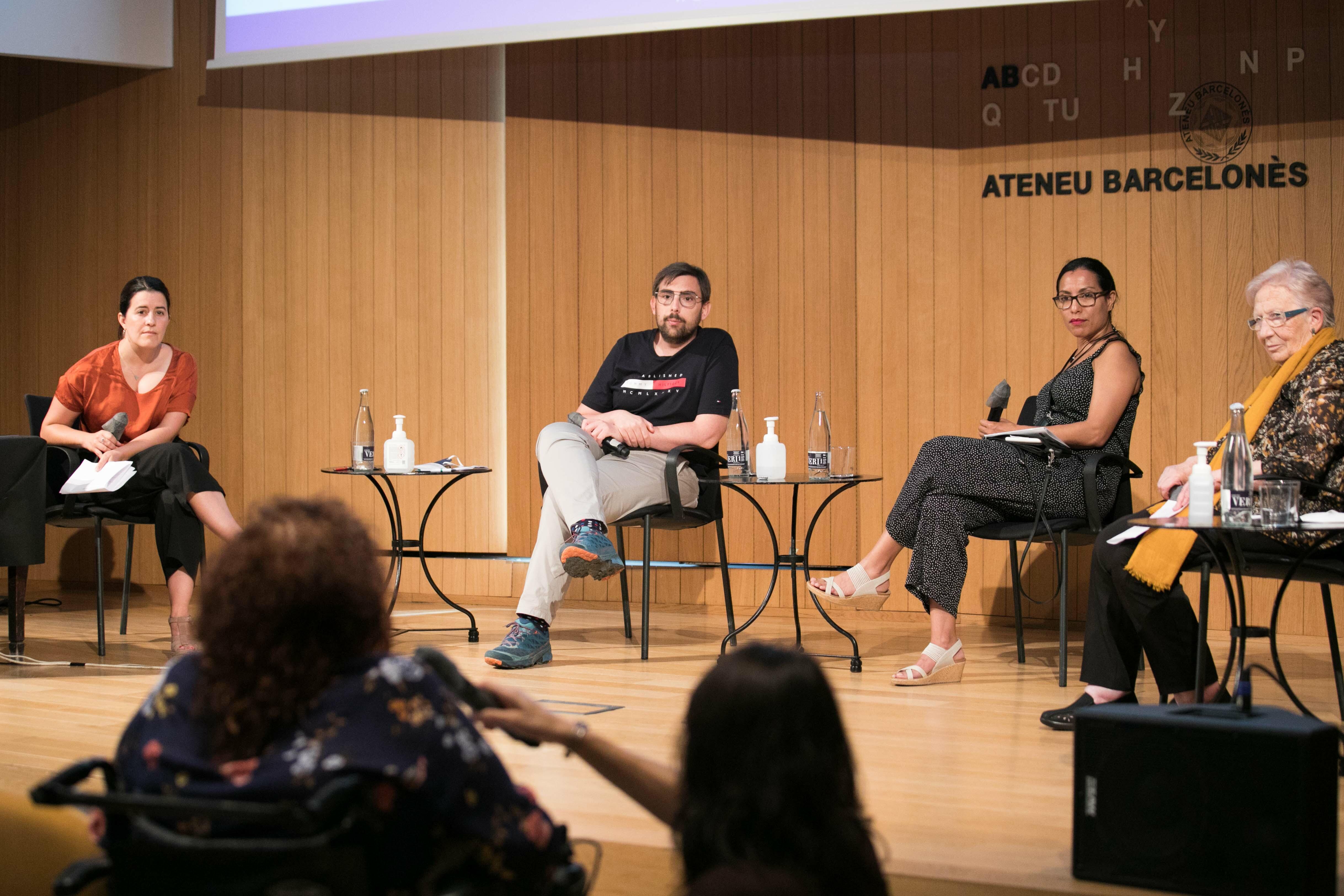 Imatge debat Catalunya Social sobre el dret a la participació política