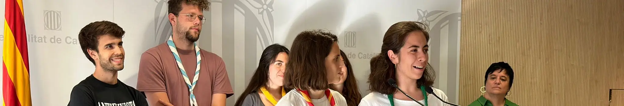 Compareixença de les entitats després de firmar l'acord amb la Conselleria de Drets Socials