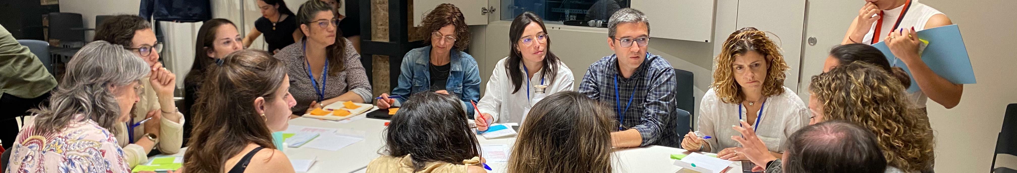 Imatge d'una de les dinàmiques de grup de la jornada d'aliances