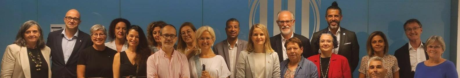 Imatge de la reunió de la consellera Martínez Bravo amb els representants de la junta directiva de COCARMI
