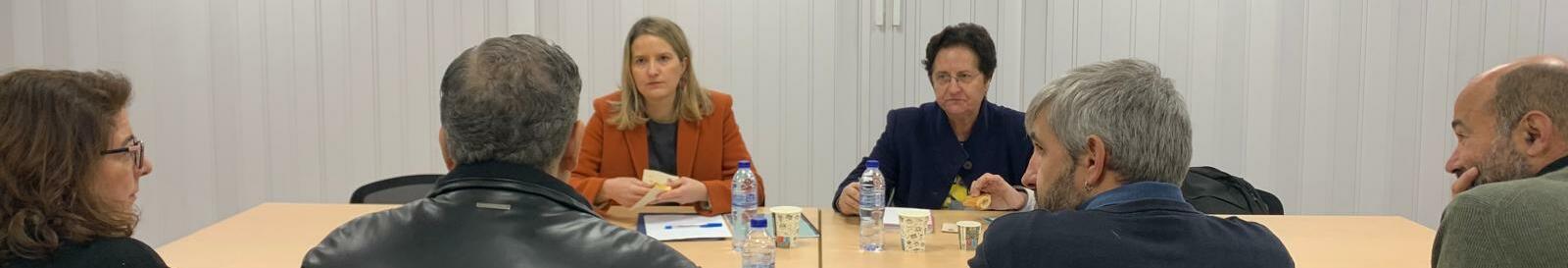 Imatge de la reunió entre FEPA i la consellera de Drets Socials i Inclusió