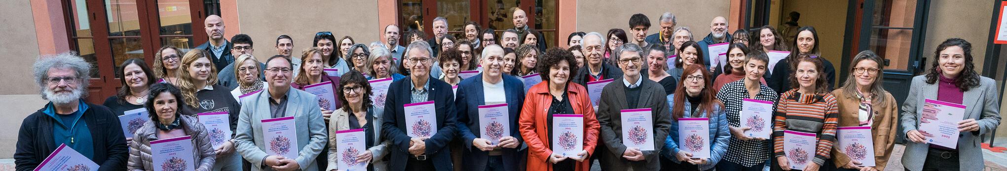 Fotografia grupal de les persones assistents a la jornada