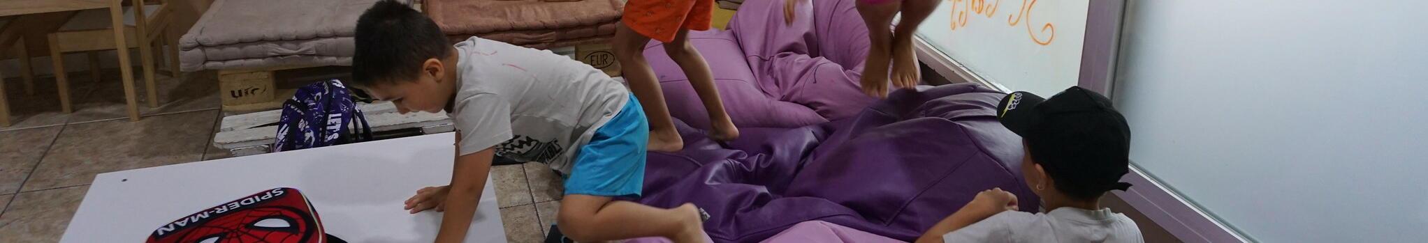 Casals becats a Torre Baró i Ciutat Meridiana (Barcelona)