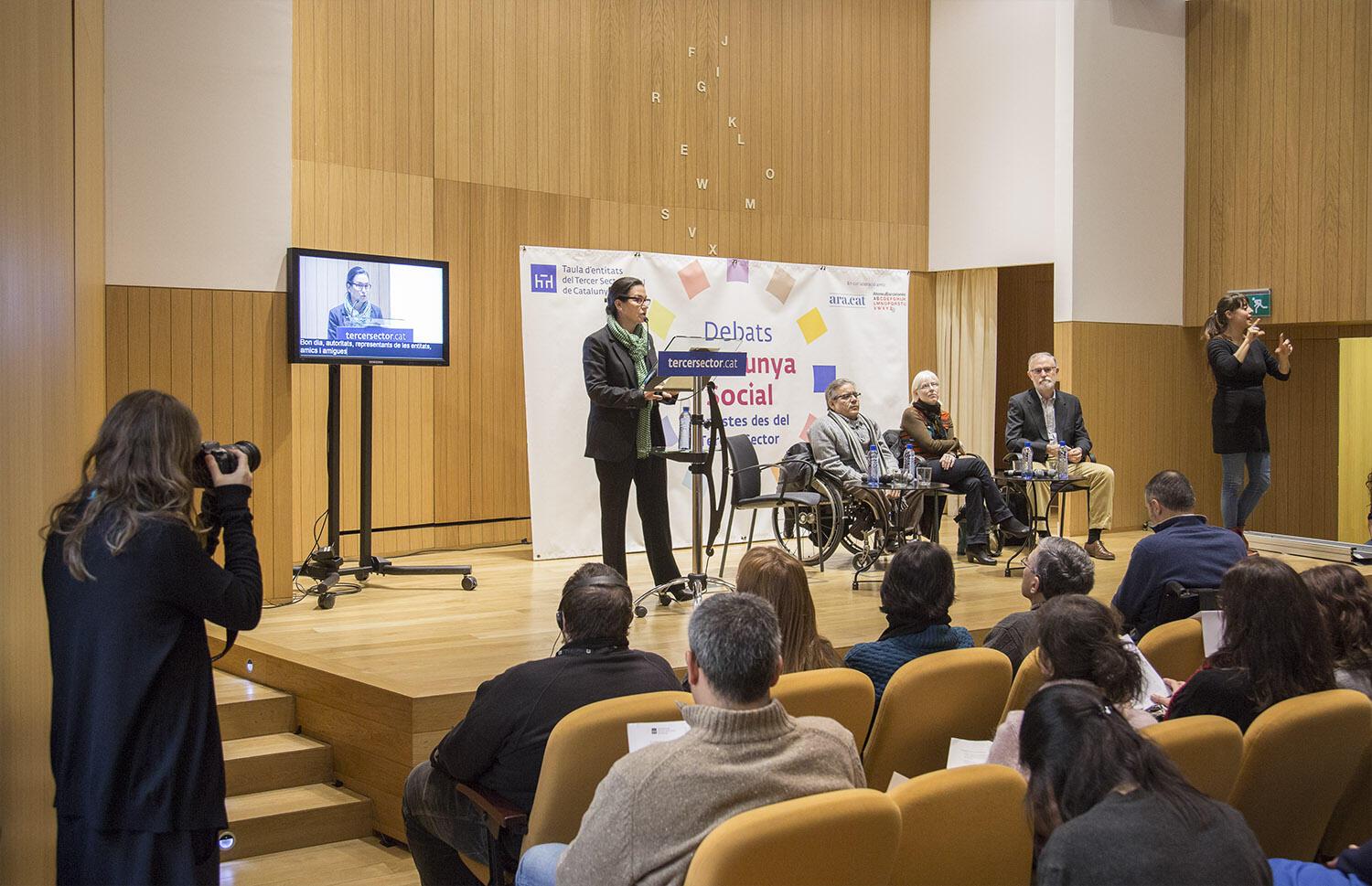 Debat VII 'Accessibilitat i disseny per a tothom. Avançar en la igualtat d'oportunitats de les persones amb discapacitat'