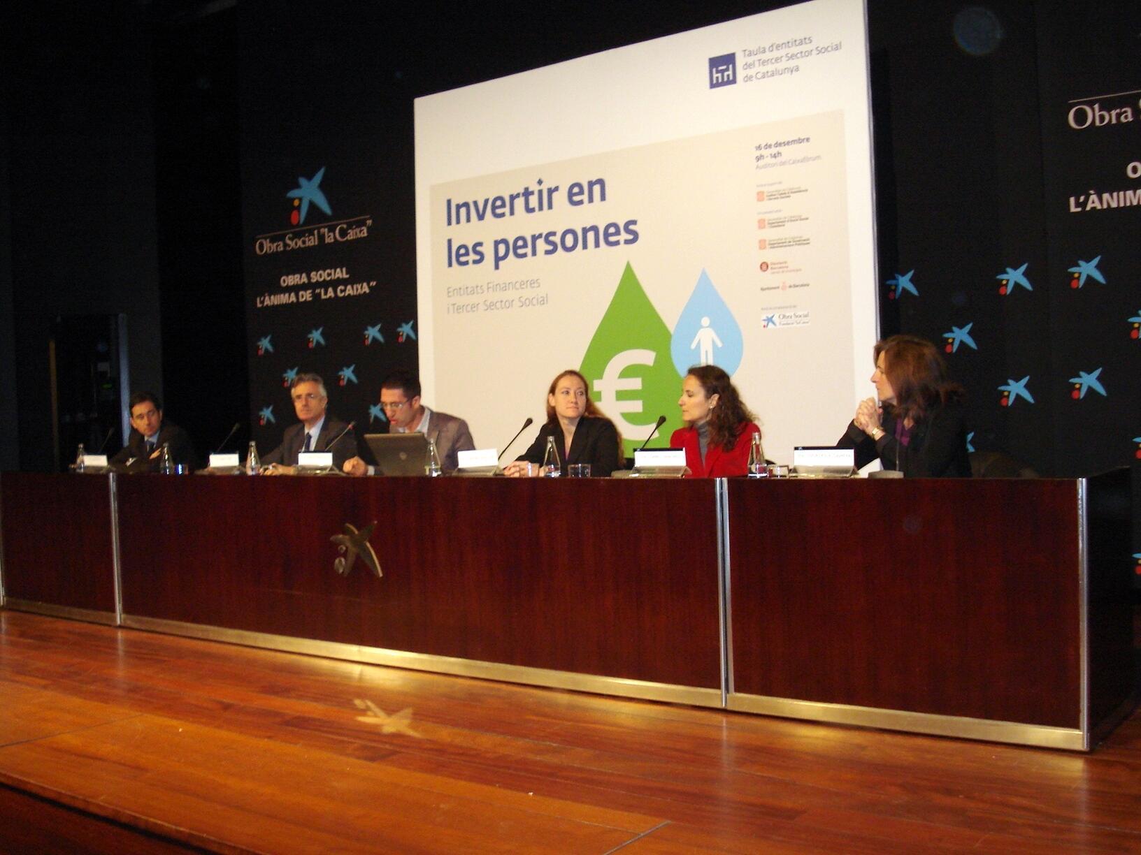 Invertir en persones. Entitats Financeres i Tercer Sector Social’ (2010)