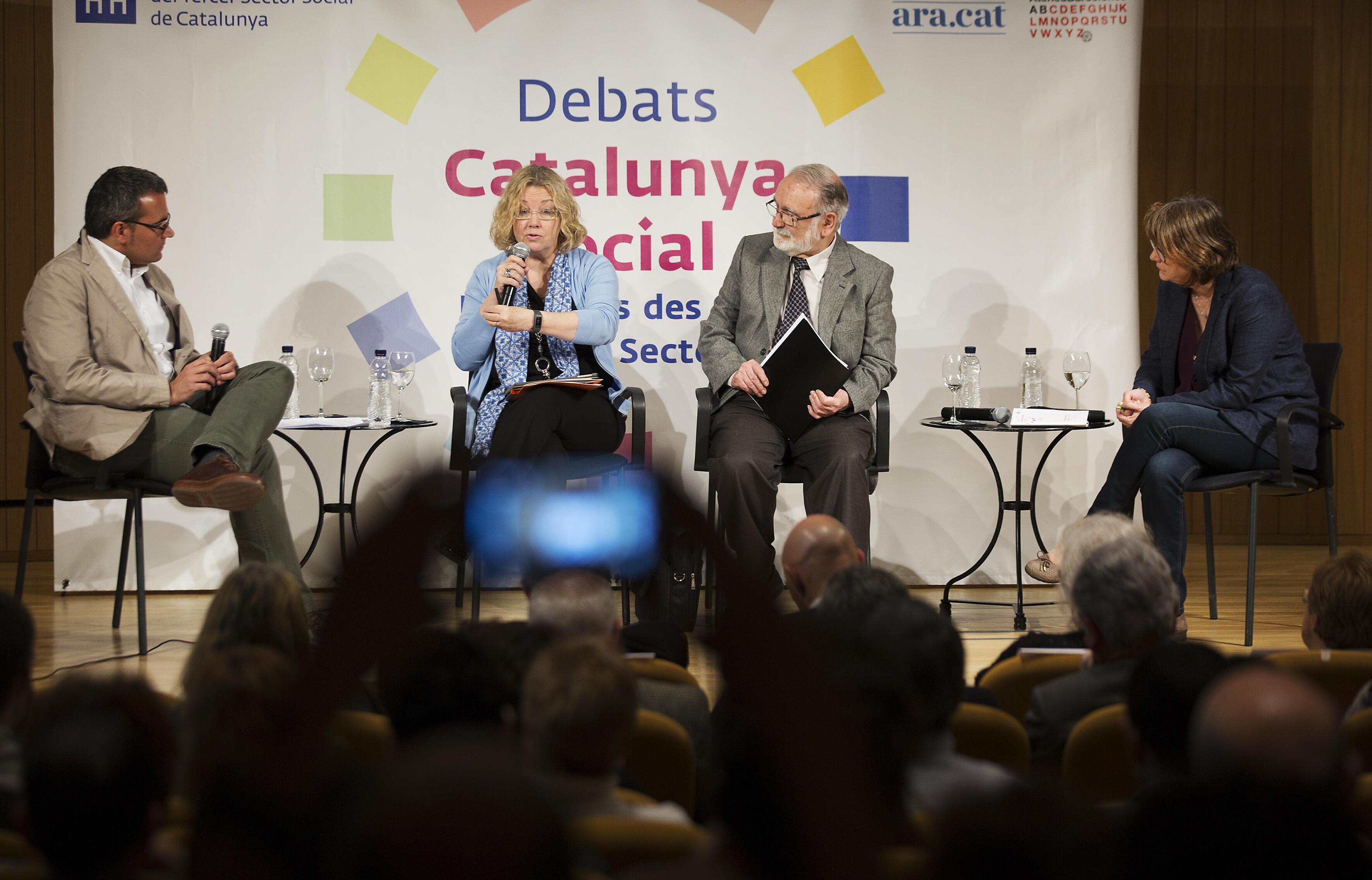 Debat XV - '‘Maltractaments a les persones grans. Una realitat oculta que exigeix respostes’