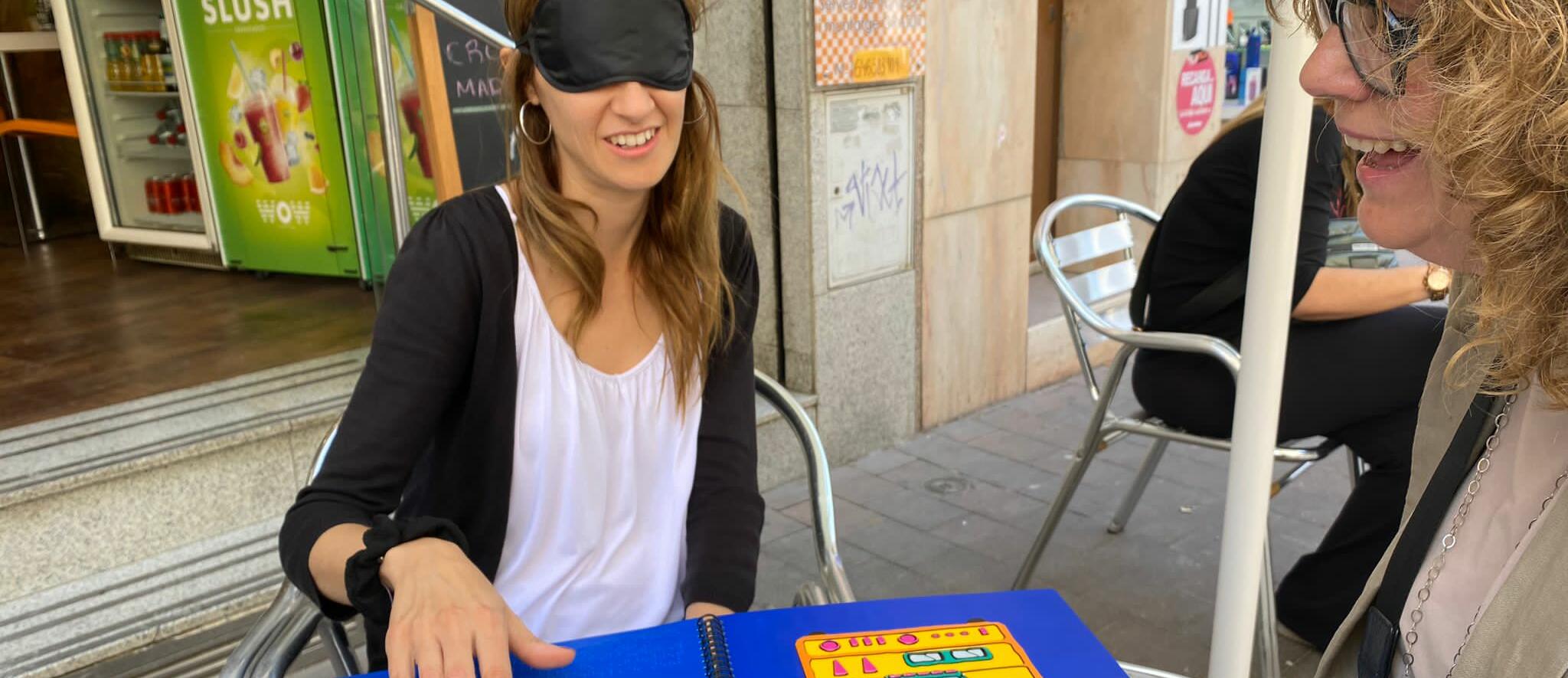 Imatge de la meteoròloga Mònica Usart participant a la Setmana Social d'ONCE Catalunya