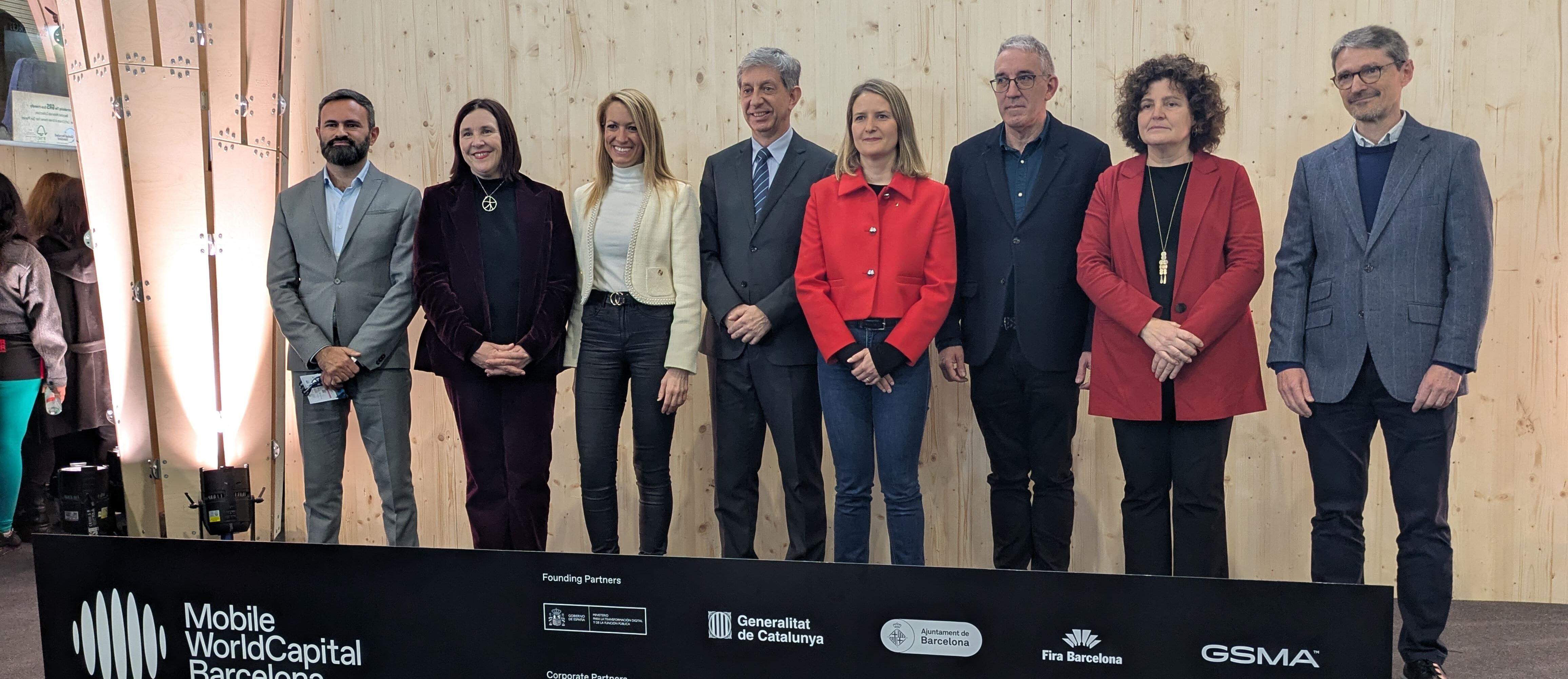 Imatge representants institucionals a la jornada d'm4Social al MWC2025