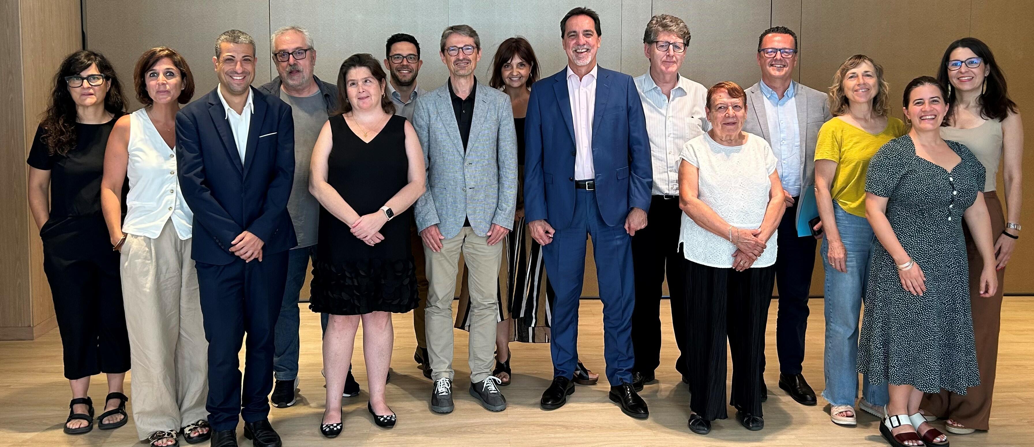 Foto grupal del jurat dels Premis Solidaris 2025 de l'ONCE