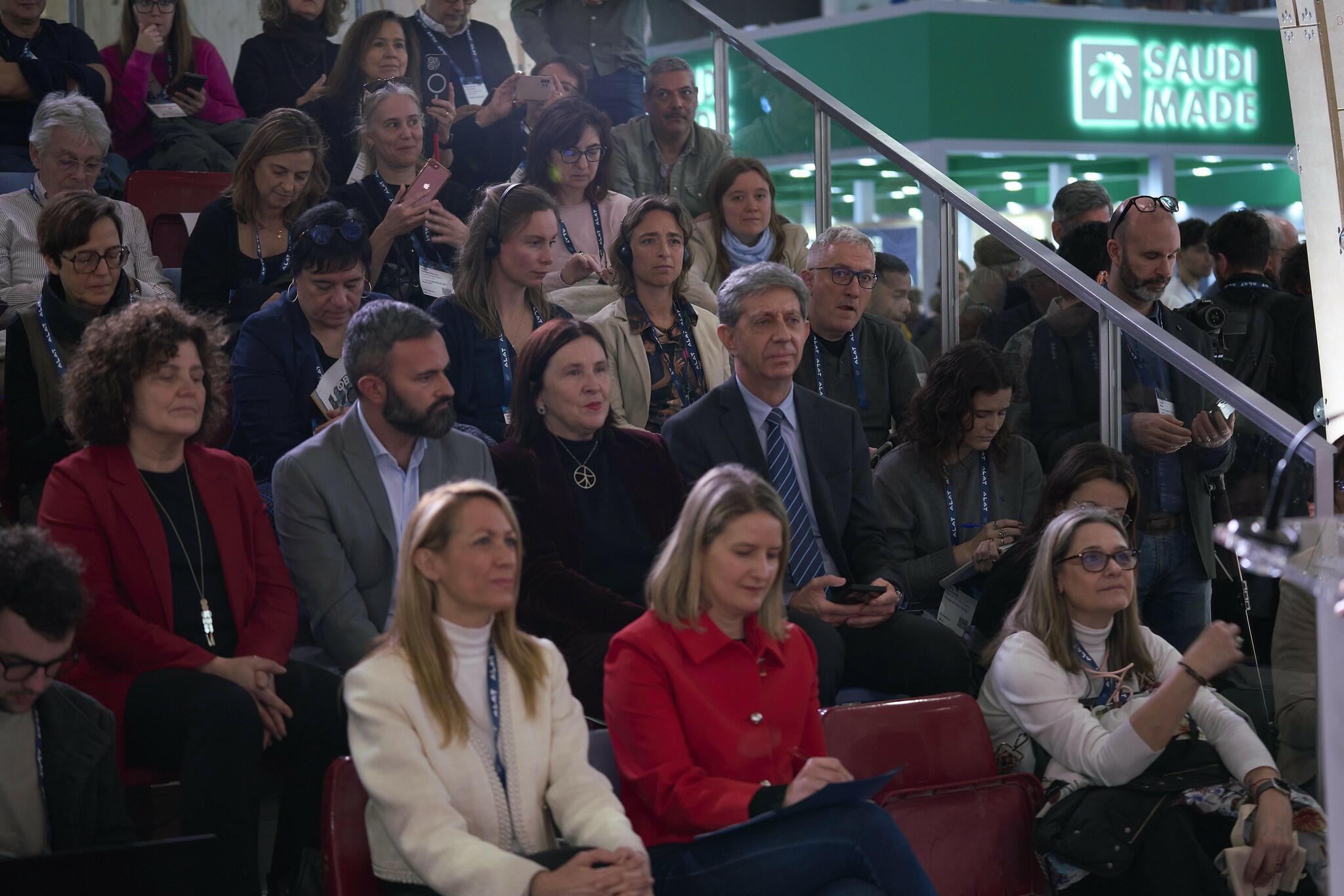 ‘Per una plena inclusió sociodigital’, gran acte públic al MWC2025 coorganitzat per la Taula del Tercer Sector Social, l’European Social Network i la Fundació Mobile World Capital Barcelona.