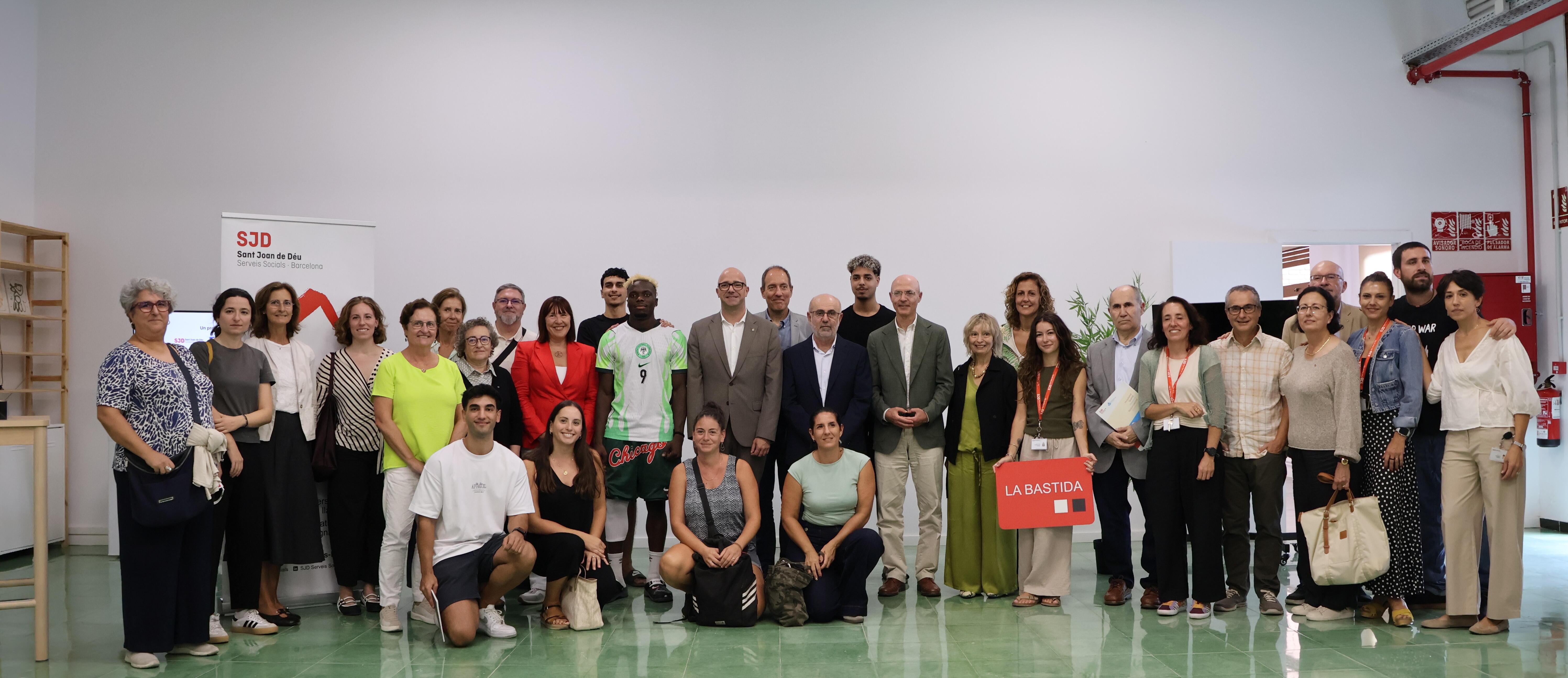 Imatge de la inauguració del centre La Bastida