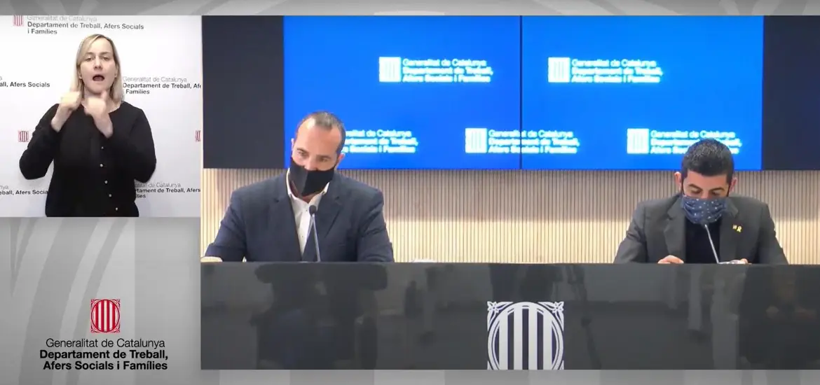Imatge de la roda de premsa de presentació de les bases de la llei d'economia social i solidària